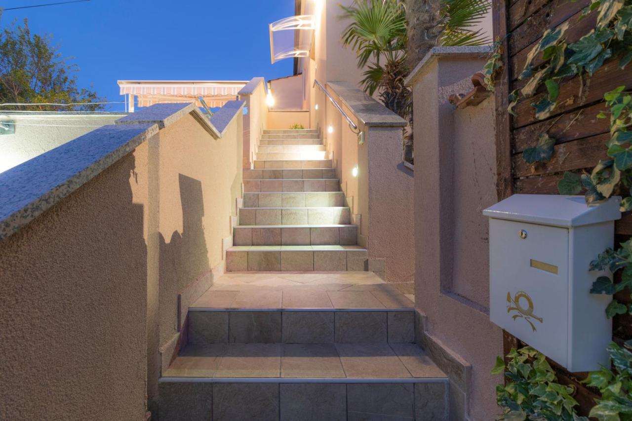 Apartments Punat Downtown Bagian luar foto